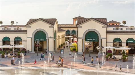 outlet serravalle scrivia gucci|gucci serravalle outlet.